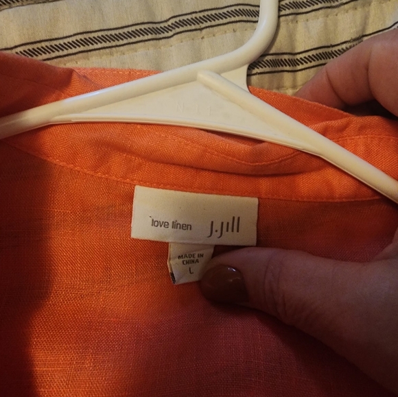 Jjill linen button up - Picture 2 of 3